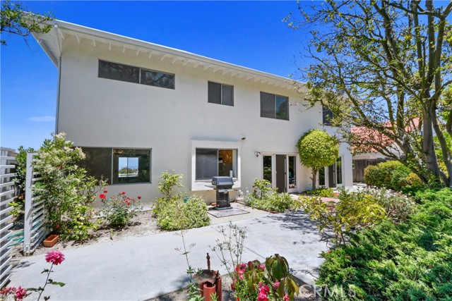 26602 Honey Creek Road, Rancho Palos Verdes, California 90275, 4 Bedrooms Bedrooms, ,3 BathroomsBathrooms,Residential,Sold,Honey Creek,SB23120513