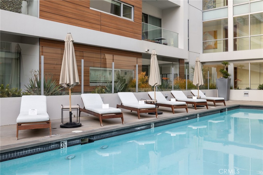 D9568cd6 A78e 4db4 9cf1 D4fcc29103aa