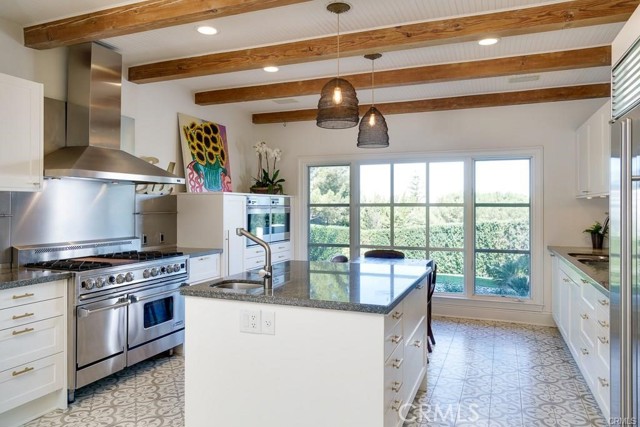 Detail Gallery Image 21 of 54 For 1024 Granvia Altamira, Palos Verdes Estates,  CA 90274 - 5 Beds | 4/2 Baths