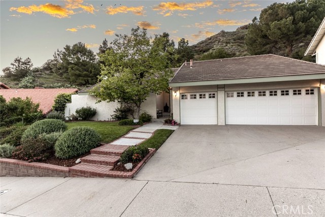 3033 Hopeton Road, La Crescenta CA: https://media.crmls.org/medias/d9577d36-f170-4009-bc45-c2858ce09890.jpg