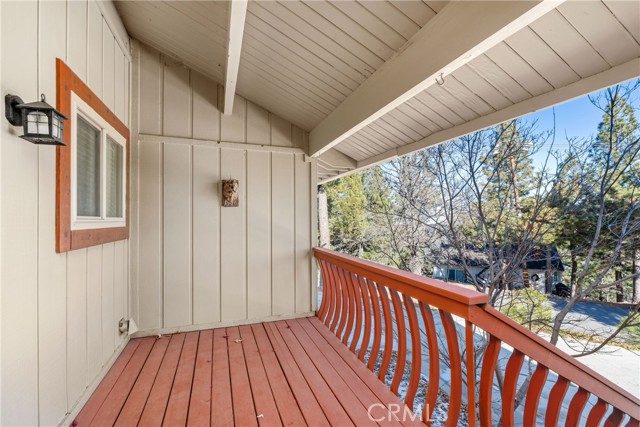 Detail Gallery Image 11 of 40 For 27919 St Bernard Ln, Lake Arrowhead,  CA 92352 - 4 Beds | 2/1 Baths