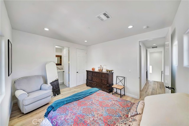 1101 N Maclay Avenue, San Fernando CA: https://media.crmls.org/medias/d957e856-e5ce-43b7-8853-ed855ccc0d19.jpg