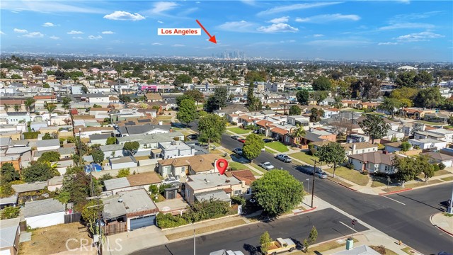 Detail Gallery Image 3 of 30 For 8731 S Gramercy Pl, Los Angeles,  CA 90047 - 2 Beds | 1 Baths