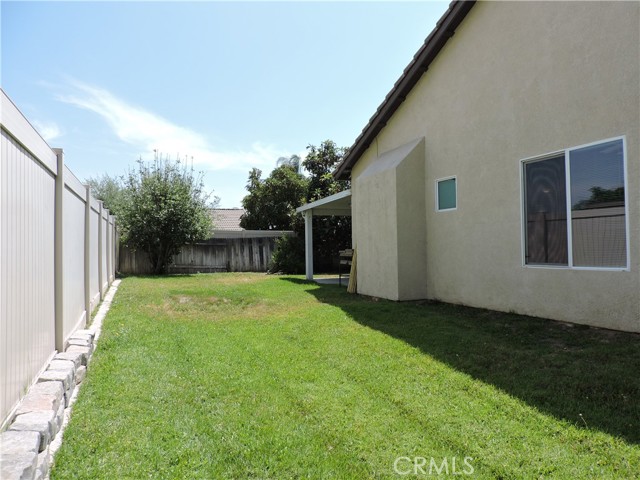 1326 Janes Way, Colton CA: https://media.crmls.org/medias/d9591025-4fb1-4c9a-9fef-93dd15db5729.jpg