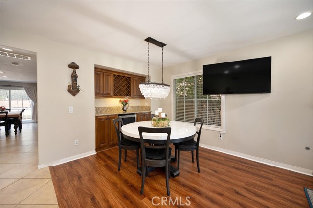 Detail Gallery Image 11 of 53 For 24909 Mulberry Rd, Corona,  CA 92883 - 4 Beds | 2/1 Baths