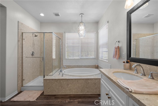 Detail Gallery Image 26 of 35 For 28821 Panorama Ct, Valencia,  CA 91354 - 4 Beds | 3 Baths