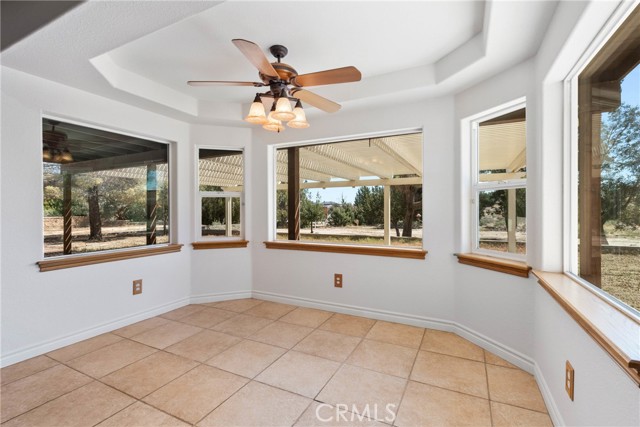 Detail Gallery Image 18 of 43 For 9153 Kittering Rd, Oak Hills,  CA 92344 - 4 Beds | 2 Baths