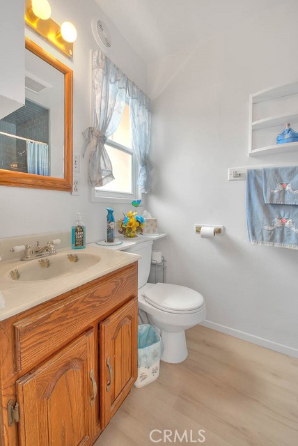 1766 W Catalpa Avenue, Anaheim CA: https://media.crmls.org/medias/d959c532-c585-4d1e-992b-3bb811f7da00.jpg