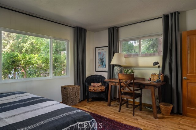 466 E 2nd Avenue, Chico CA: https://media.crmls.org/medias/d959d8ea-afd5-44d5-9c83-11c01e673c47.jpg