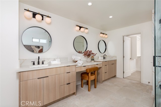 Detail Gallery Image 17 of 40 For 204 Geneva Ave, Huntington Beach,  CA 92648 - 4 Beds | 4/1 Baths