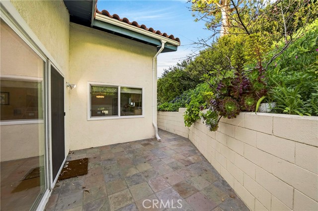 Detail Gallery Image 30 of 32 For 30358 via Rivera, Rancho Palos Verdes,  CA 90275 - 4 Beds | 2/1 Baths