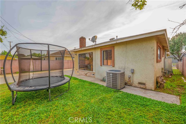 Detail Gallery Image 26 of 39 For 15534 Carfax, Bellflower,  CA 90706 - 3 Beds | 2 Baths