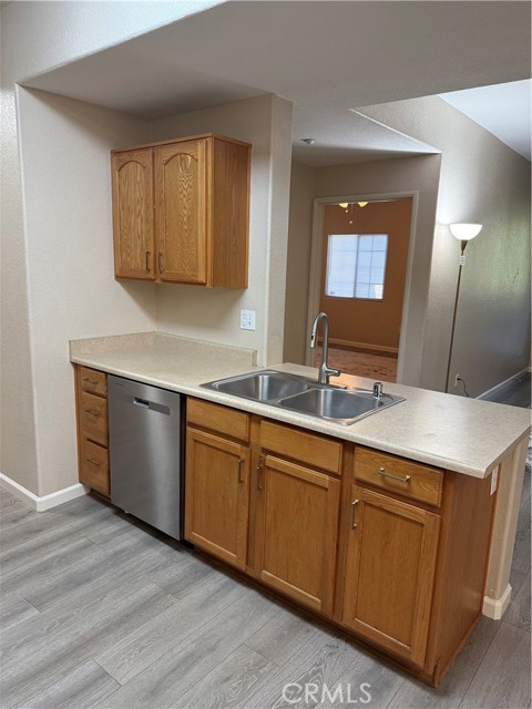 41410 Juniper Street, Murrieta CA: https://media.crmls.org/medias/d95ae0ad-3215-4060-a2af-7e3ab93fa0ce.jpg