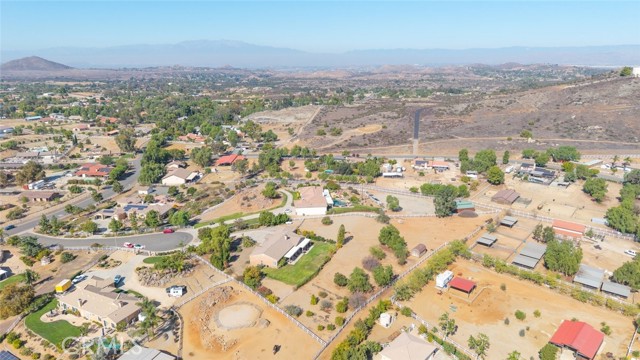 Detail Gallery Image 41 of 46 For 17920 Pony Butte Ct, Perris,  CA 92570 - 4 Beds | 2/1 Baths