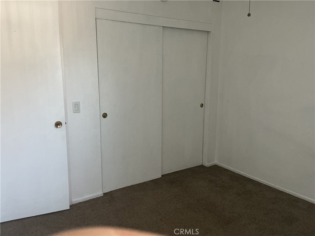 https://media.crmls.org/medias/d95d91b0-45be-4824-b101-0e92b164470d.jpg?preset=X-Large