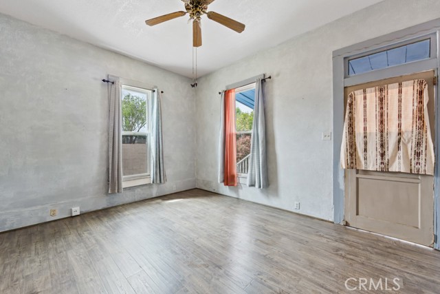 Detail Gallery Image 5 of 38 For 16412 Bixler Ave, Paramount,  CA 90723 - 2 Beds | 1 Baths