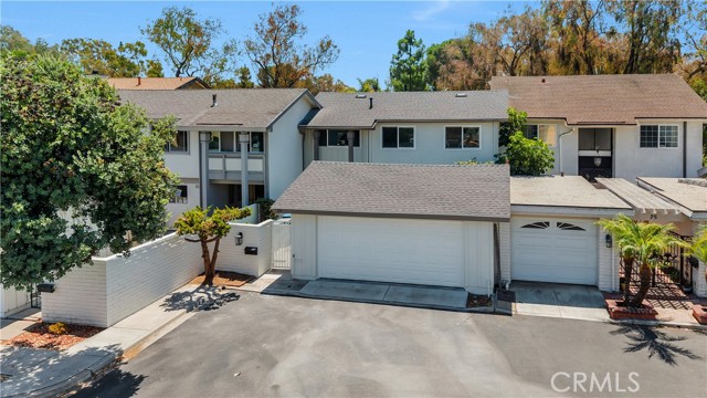 Detail Gallery Image 2 of 49 For 23 Foxglove Way, Irvine,  CA 92612 - 4 Beds | 2/1 Baths