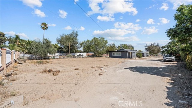 2337 Ogden Street, San Bernardino CA: https://media.crmls.org/medias/d95e5dae-ac6f-4f2c-a3df-c0f00e1c58fd.jpg