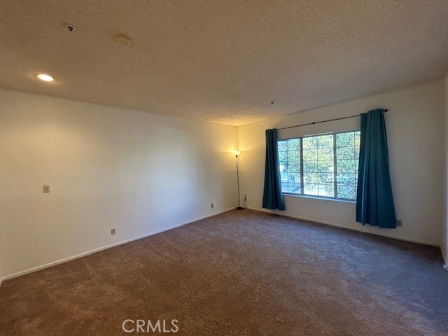 Detail Gallery Image 17 of 24 For 15044 Nordhoff St #6,  North Hills,  CA 91343 - 3 Beds | 2/1 Baths