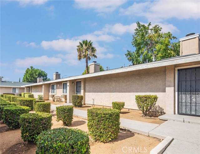 23925 Eucalyptus, Moreno Valley CA: https://media.crmls.org/medias/d95ff780-39a0-456a-87bf-f8aaa7afb1c2.jpg