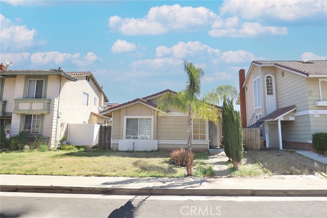 Detail Gallery Image 1 of 23 For 23790 Parkland Ave, Moreno Valley,  CA 92557 - 3 Beds | 2 Baths