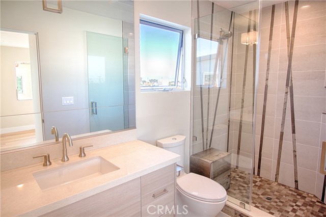 212 Irena Avenue, Redondo Beach, California 90277, 4 Bedrooms Bedrooms, ,3 BathroomsBathrooms,Residential,Sold,Irena,SB17011783