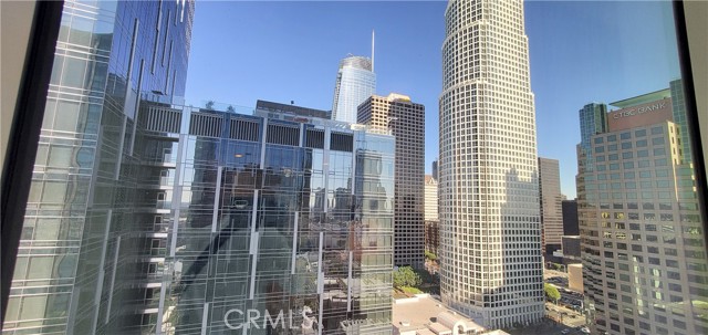 Detail Gallery Image 6 of 31 For 877 Francisco St #2403,  Los Angeles,  CA 90017 - 1 Beds | 1 Baths