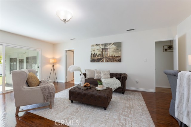 Detail Gallery Image 19 of 50 For 6119 Blackthorne Ave, Lakewood,  CA 90712 - 3 Beds | 2 Baths