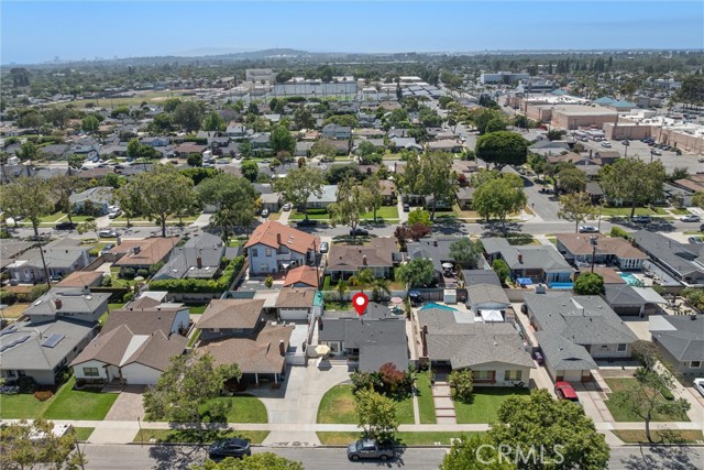 2851 Ladoga Avenue, Long Beach CA: https://media.crmls.org/medias/d9618198-4edd-4804-af46-4b4aafe197d6.jpg