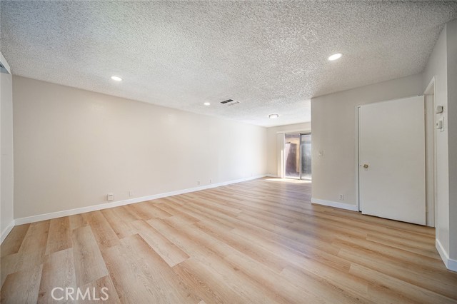 Detail Gallery Image 3 of 19 For 11408 Herb St #7,  South El Monte,  CA 91733 - 2 Beds | 1/1 Baths