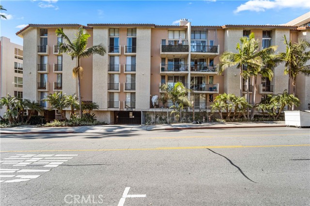 555 Esplanade, Redondo Beach, California 90277, 3 Bedrooms Bedrooms, ,3 BathroomsBathrooms,Residential,Sold,Esplanade,SB22021608