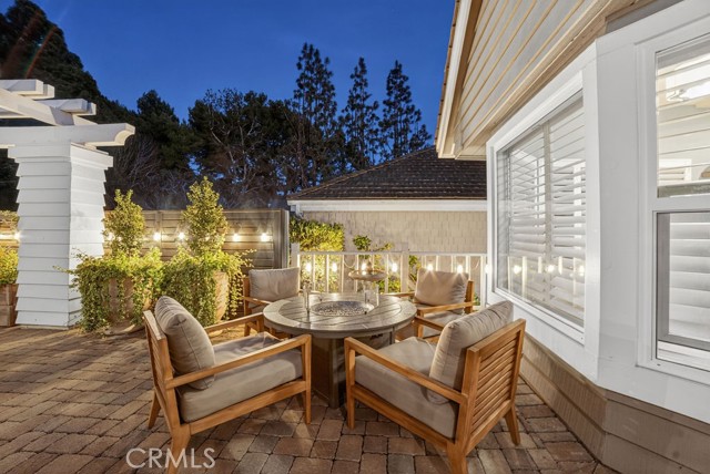 Detail Gallery Image 5 of 56 For 5 Northampton Ct #103,  Newport Beach,  CA 92660 - 3 Beds | 3/1 Baths