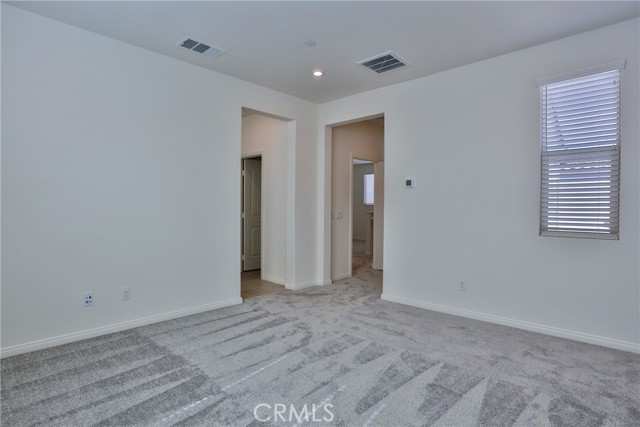 1957 S Hartford Place, San Bernardino CA: https://media.crmls.org/medias/d965278a-36f0-4975-a889-1951c5957098.jpg