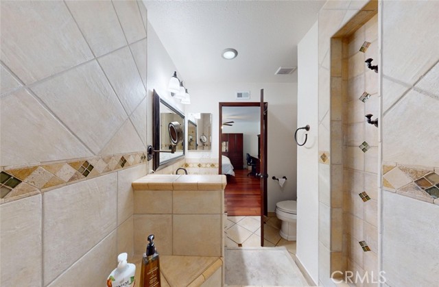 Detail Gallery Image 41 of 71 For 8492 Spring Cir, Huntington Beach,  CA 92646 - 4 Beds | 2/1 Baths