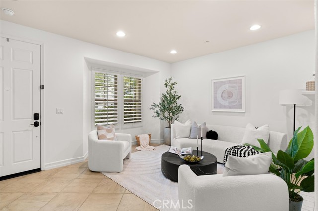 5 Orange Blossom Circle, Mission Viejo CA: https://media.crmls.org/medias/d96559b2-53c5-4f31-b206-5b7220e0878d.jpg