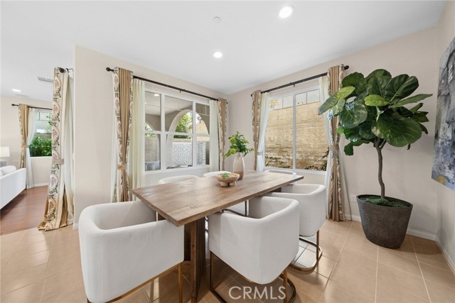 Detail Gallery Image 10 of 75 For 101 Newington, Irvine,  CA 92618 - 4 Beds | 3/1 Baths