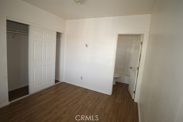 404 N 4th Avenue, Barstow CA: https://media.crmls.org/medias/d96627a2-40fb-4aa9-bd78-84f4b1451607.jpg