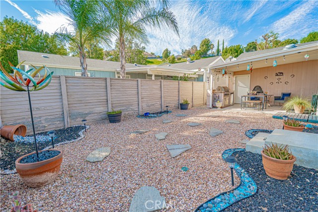Detail Gallery Image 54 of 74 For 20164 Crestview Dr., Canyon Country,  CA 91351 - 3 Beds | 2 Baths