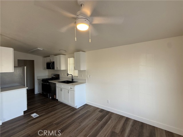 Detail Gallery Image 6 of 16 For 7850 Slater Ave #99,  Huntington Beach,  CA 92647 - 3 Beds | 2 Baths