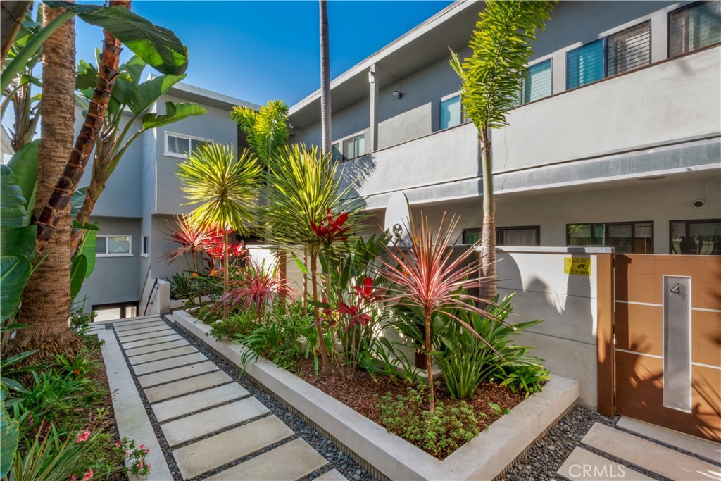 MLS #OC26003055 image #4