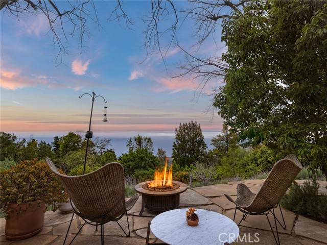 Detail Gallery Image 5 of 38 For 7 Cinchring, Rolling Hills,  CA 90274 - 2 Beds | 3 Baths