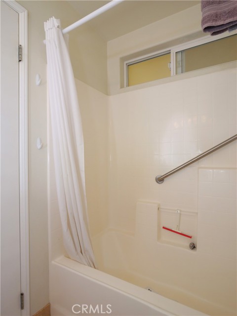 Detail Gallery Image 16 of 23 For 1323 Post Ave #K,  Torrance,  CA 90501 - 2 Beds | 1/1 Baths