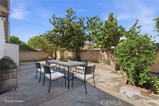 Detail Gallery Image 4 of 48 For 14329 Seaforth, Norwalk,  CA 90650 - 4 Beds | 2 Baths