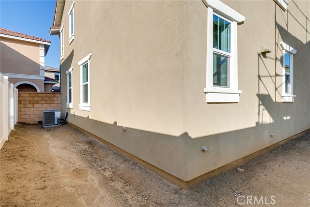 Detail Gallery Image 27 of 28 For 10865 Pala Bells St, Loma Linda,  CA 92354 - 3 Beds | 2/1 Baths