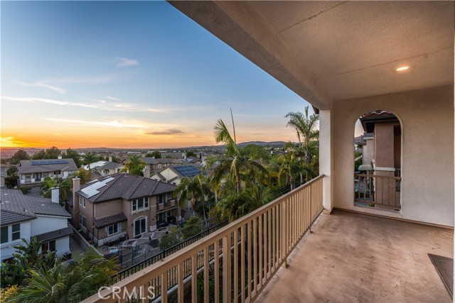 Detail Gallery Image 2 of 15 For 3449 Golden Poppy Way, Yorba Linda,  CA 92886 - 5 Beds | 3 Baths