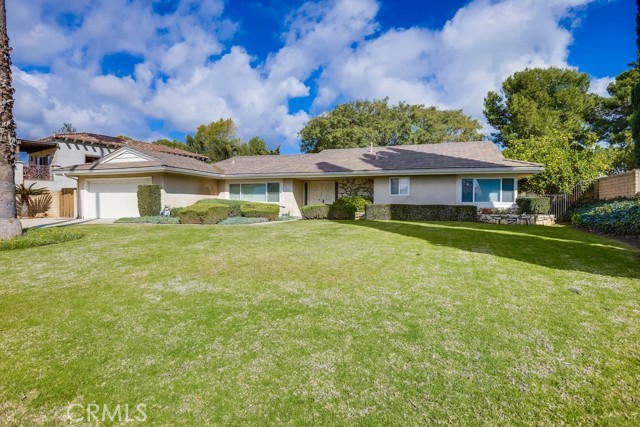 Detail Gallery Image 6 of 62 For 5772 Mountain View, Yorba Linda,  CA 92886 - 3 Beds | 2/1 Baths