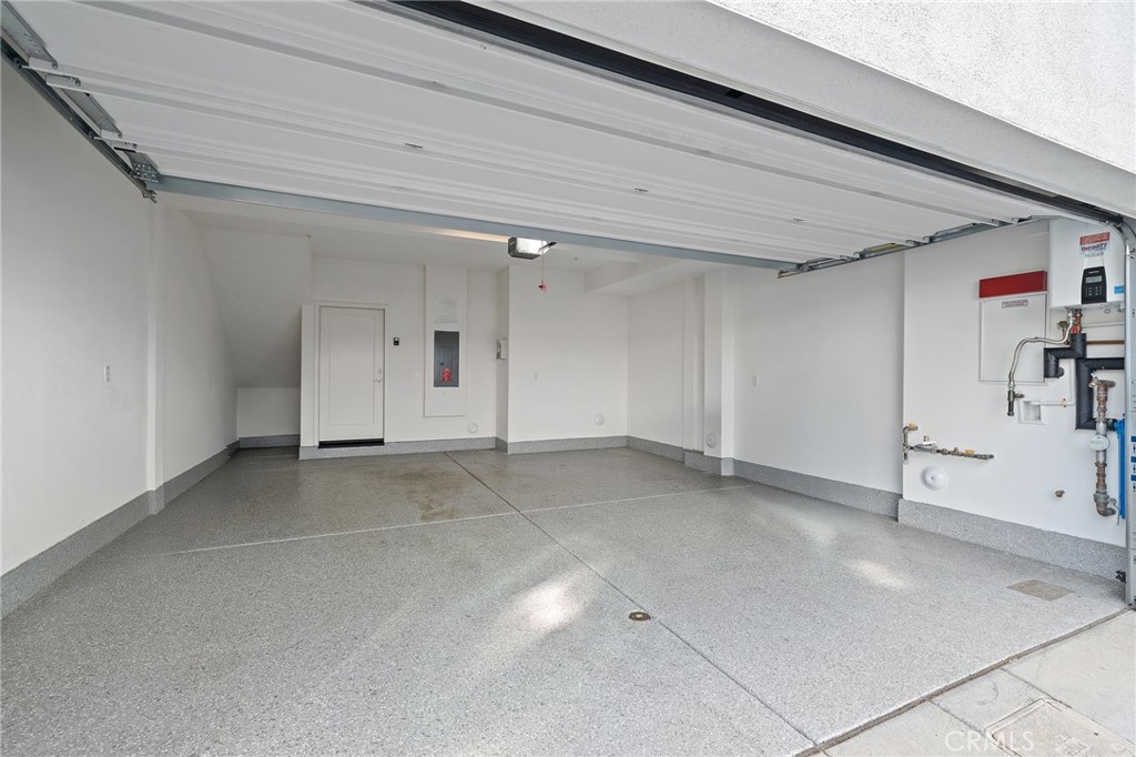 MLS #OC25238105 image #33