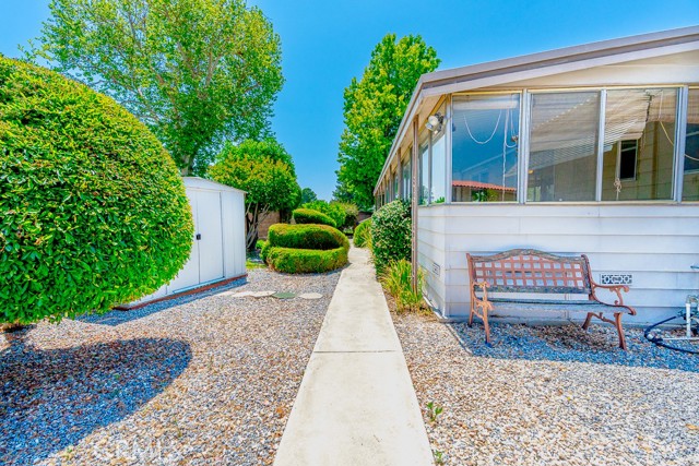 Detail Gallery Image 4 of 47 For 1473 Lodgepole Dr, Hemet,  CA 92545 - 2 Beds | 2 Baths