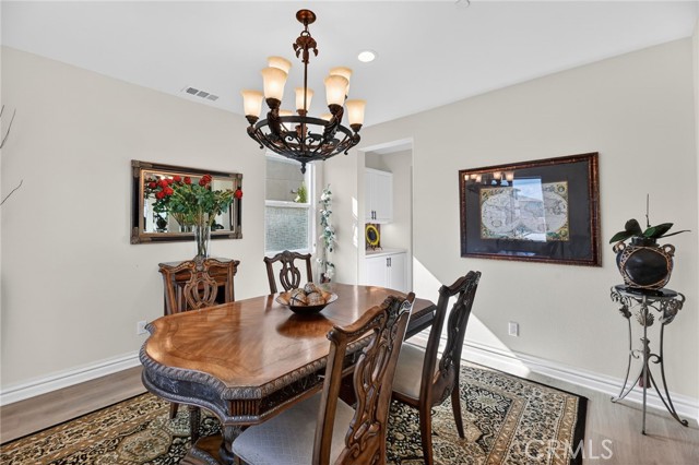 Detail Gallery Image 10 of 75 For 36275 Firelight, Wildomar,  CA 92595 - 5 Beds | 3 Baths