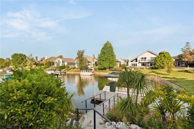2567 Oakshore Drive, Westlake Village CA: https://media.crmls.org/medias/d96f7559-e1ae-4c89-9a7d-7ff3d4c30485.jpg
